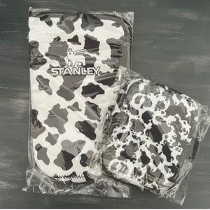 40oz Neoprene Tumbler Cover w/ Matching Zippered Purse Velcro Closures Cow-Black